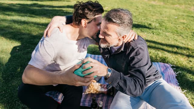 Nosso site também é para homens que procuram homens – conheça o MeMima!
