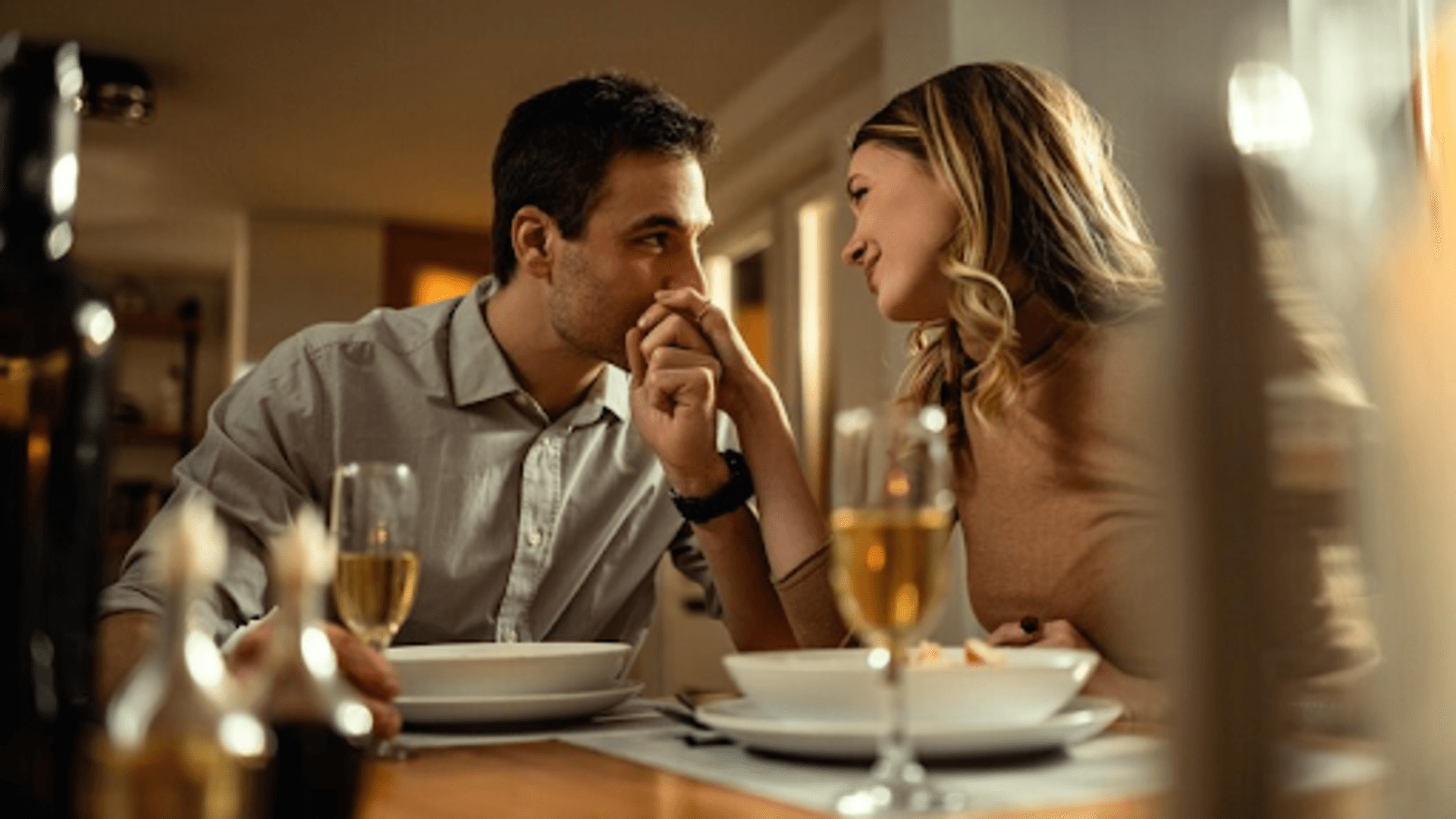 Como conquistar o homem dos seus sonhos Dicas de postura, aparência e tudo para se tornar Aquela mulher