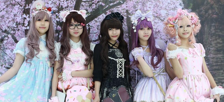 Lolita também é uma estética de moda japonesa  Lolita também é uma estética de moda japonesa