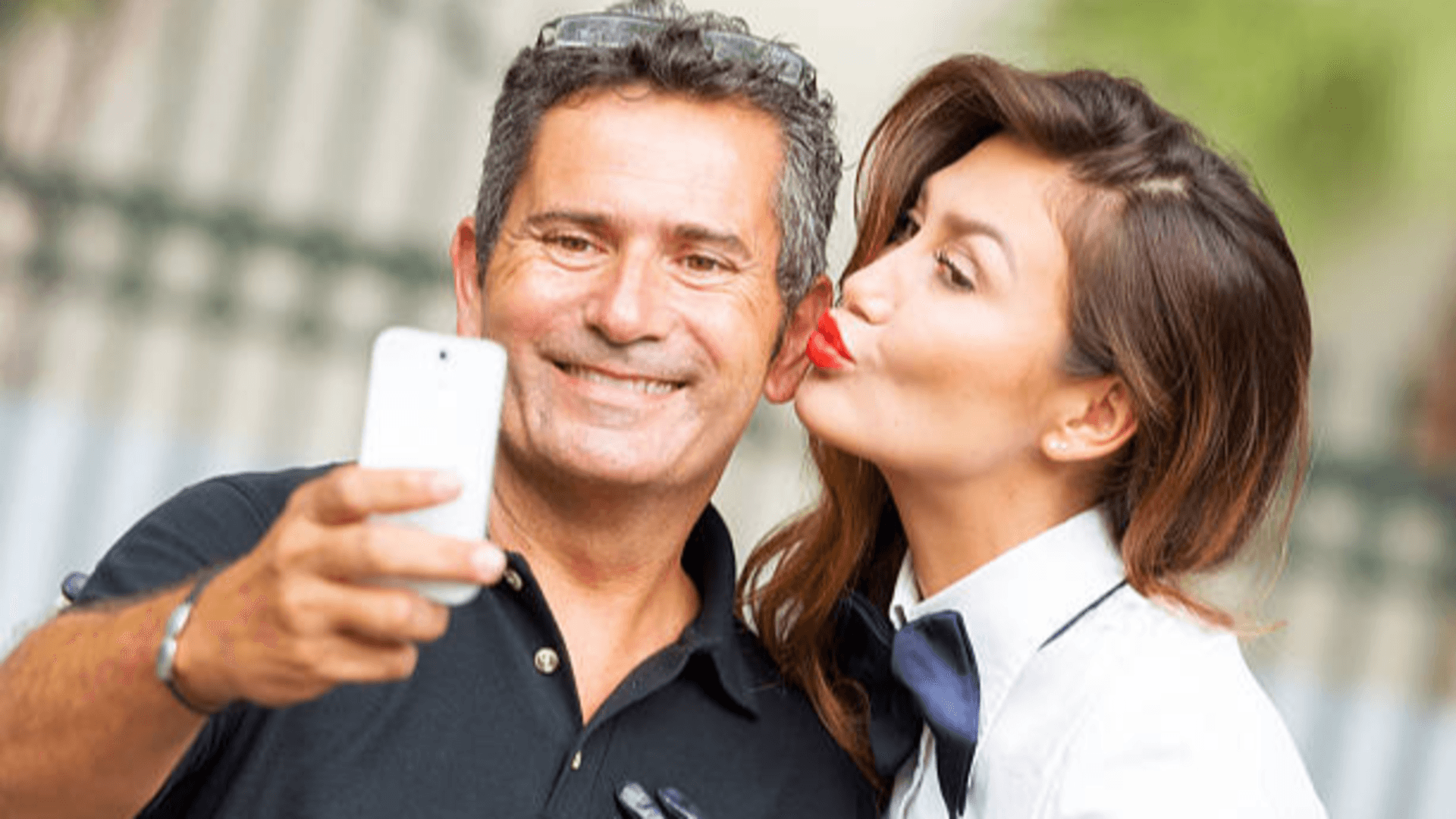 Plataformas como o MeMima podem facilitar sua busca por mulheres bonitas, solteiras e disponíveis - iStock Plataformas como o MeMima podem facilitar sua busca por mulheres bonitas, solteiras e disponíveis - iStock