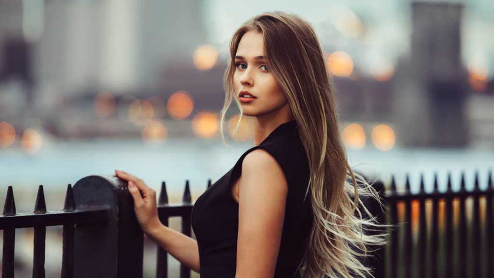 Sugar Baby - Uma mulher jovem e bonita em busca de um relacionamento sugar. Sugar Baby - Uma mulher jovem e bonita em busca de um relacionamento sugar.